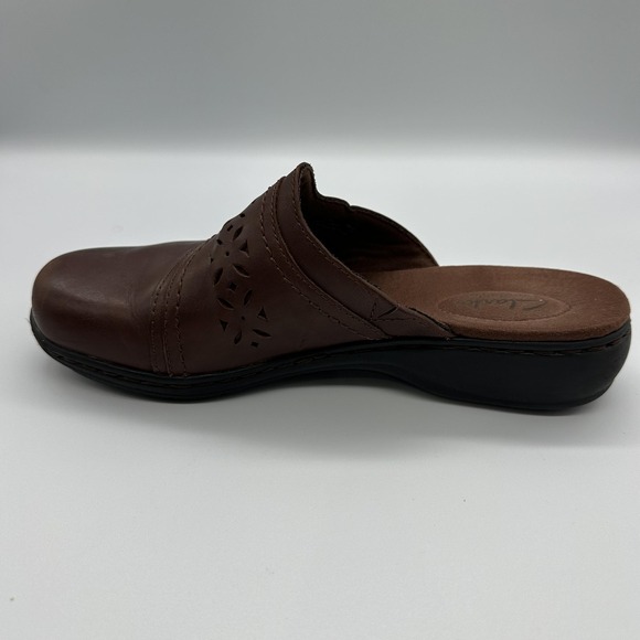 Clarks Bendables Shoes Womens Size 7.5 Brown Leather Clog Slip On Comfort - Picture 6 of 11
